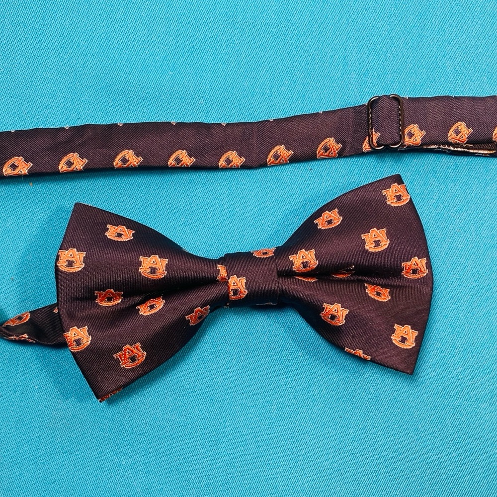 Auburn University Navy & Orange Patterned Bow Tie